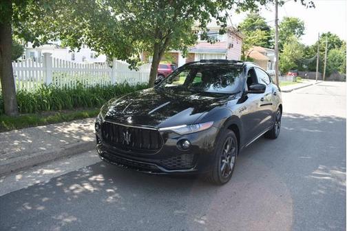 2021 Maserati Levante Base