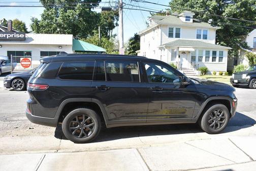 2024 Jeep Grand Cherokee L Altitude