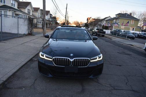 Jet Black 2023 BMW 530e Base