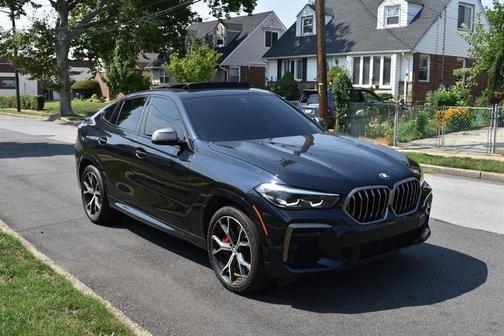 2023 BMW X6 M50i