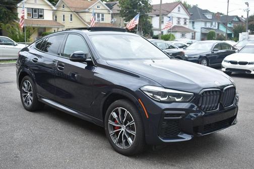 2023 BMW X6 M50i