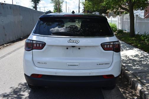 Bright White Clearcoat 2025 Jeep Compass Limited