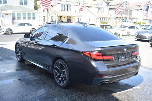 Skyscraper Gray Metallic 2023 BMW 530e Base