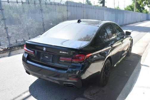 Black Sapphire Metallic 2023 BMW 530e Base