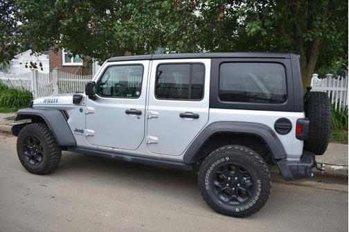 2023 Jeep Wrangler 4xe Willys