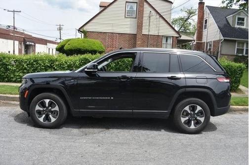 2023 Jeep Grand Cherokee 4xe Base