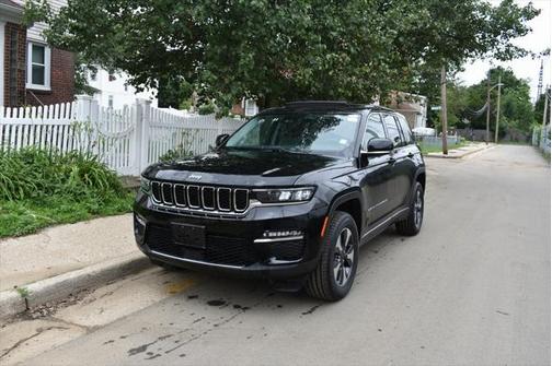 2023 Jeep Grand Cherokee 4xe Base