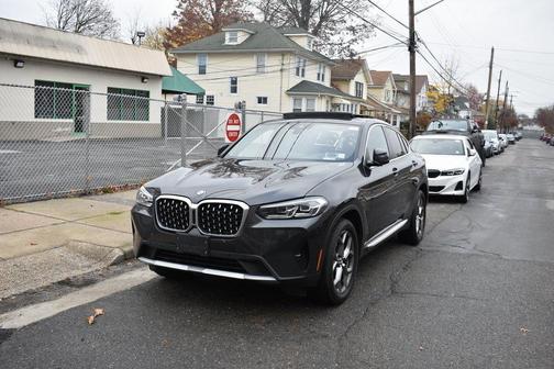 2024 BMW X4 xDrive30i