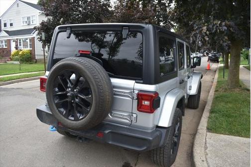 2023 Jeep Wrangler 4xe Sahara