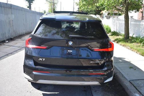 Black Sapphire Metallic 2025 BMW X1 xDrive28i