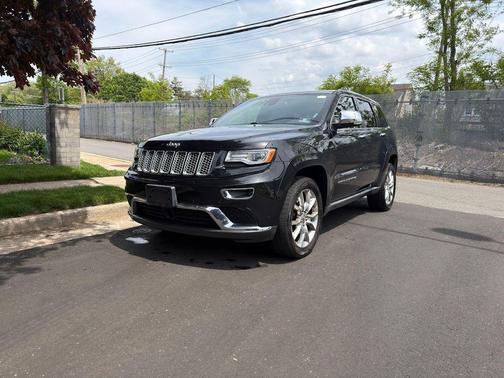 Brilliant Black Crystal Pearlcoat 2015 Jeep Grand Cherokee Summit