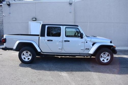 2023 Jeep Gladiator Sport S
