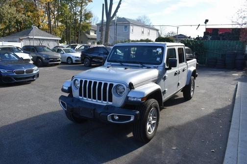 2023 Jeep Gladiator Sport S