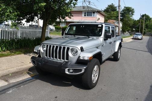 2023 Jeep Gladiator Sport S