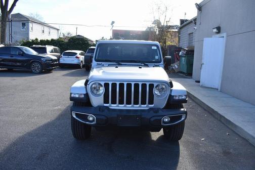 2023 Jeep Gladiator Sport S