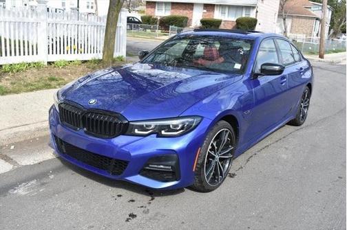 2022 BMW 330 330i