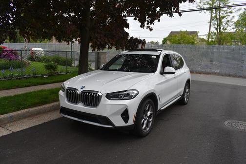 Alpine White 2024 BMW X3 sDrive30i