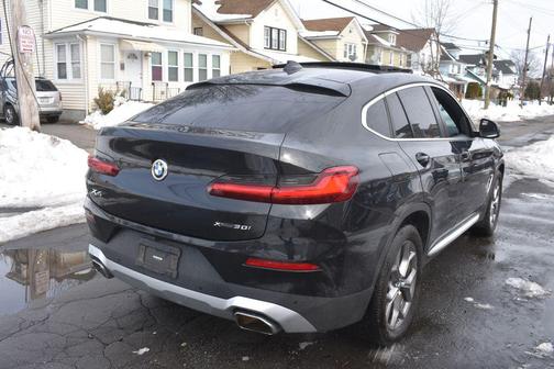 2023 BMW X4 xDrive30i