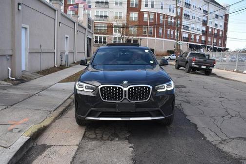 2023 BMW X4 xDrive30i