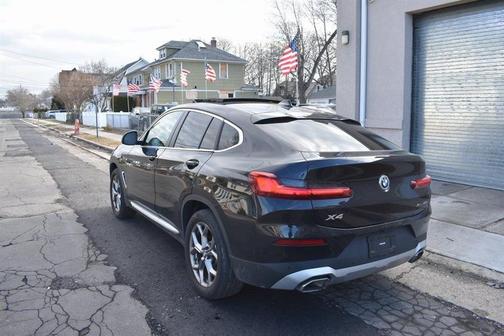 2023 BMW X4 xDrive30i