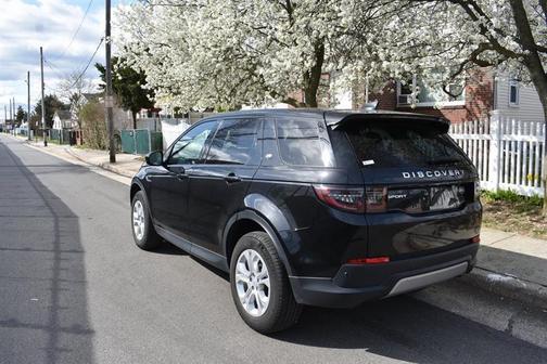 2022 Land Rover Discovery Sport S