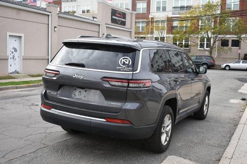 2021 Jeep Grand Cherokee L Laredo