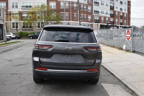 2021 Jeep Grand Cherokee L Laredo