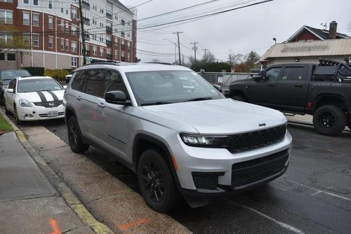 2024 Jeep Grand Cherokee L Altitude