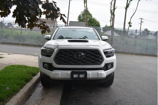2020 Toyota Tacoma TRD Sport
