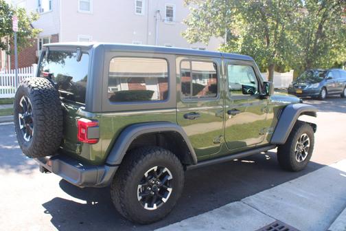 Sarge Green Clearcoat 2024 Jeep Wrangler Rubicon