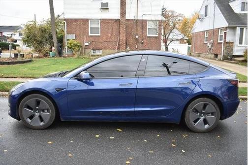 2022 Tesla Model 3 Long Range