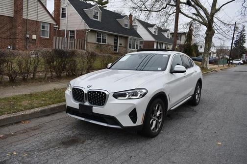 2024 BMW X4 xDrive30i