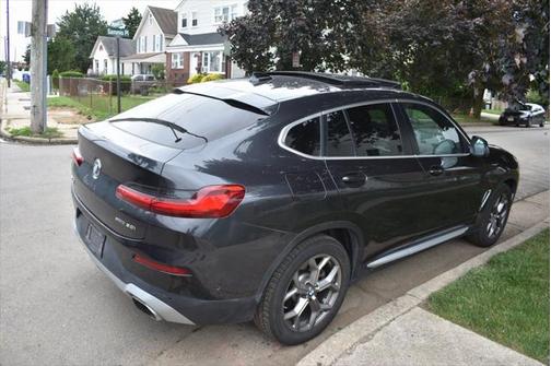 2024 BMW X4 xDrive30i