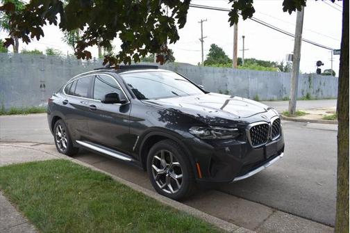 2024 BMW X4 xDrive30i