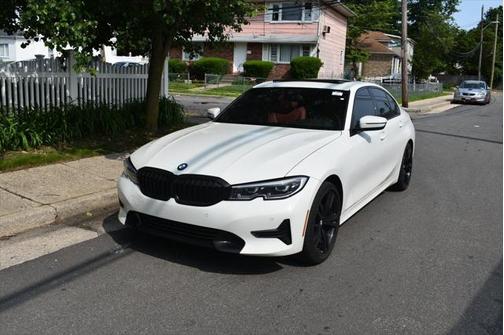 2022 BMW 330 330i
