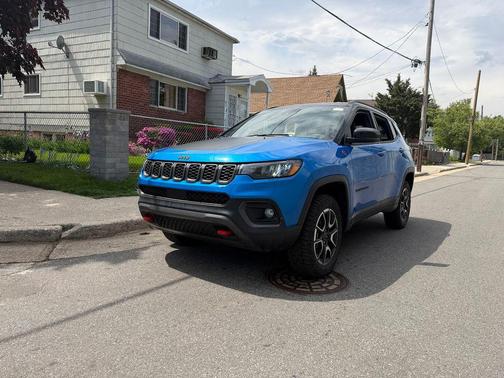 Hydro Blue Pearlcoat 2025 Jeep Compass Trailhawk