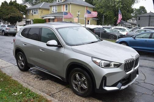 Space Silver Metallic 2024 BMW X1 xDrive28i