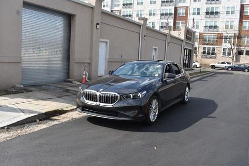Dark Graphite Metallic 2025 BMW 530 530i