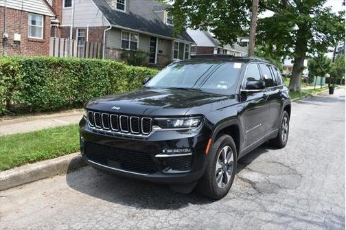 2023 Jeep Grand Cherokee 4xe Base