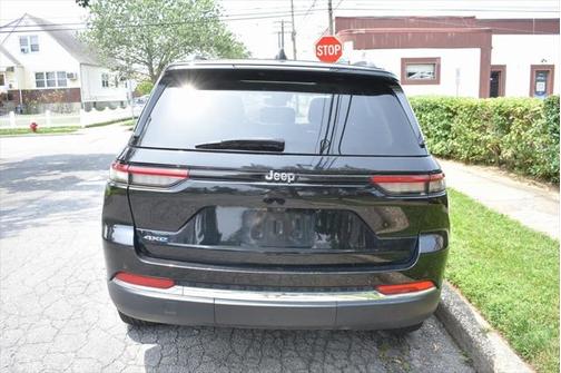 2023 Jeep Grand Cherokee 4xe Base