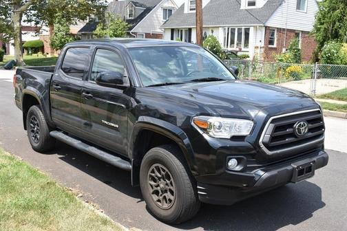 2022 Toyota Tacoma SR5