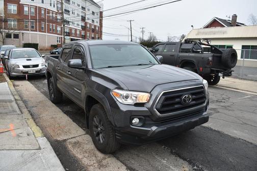 2022 Toyota Tacoma SR5