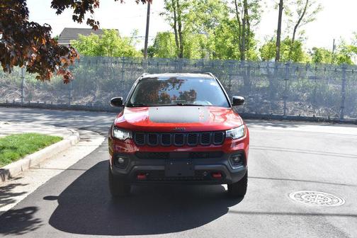 Red Hot Pearlcoat 2025 Jeep Compass Trailhawk