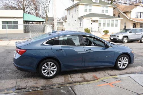 2024 Chevrolet Malibu FWD 1LT