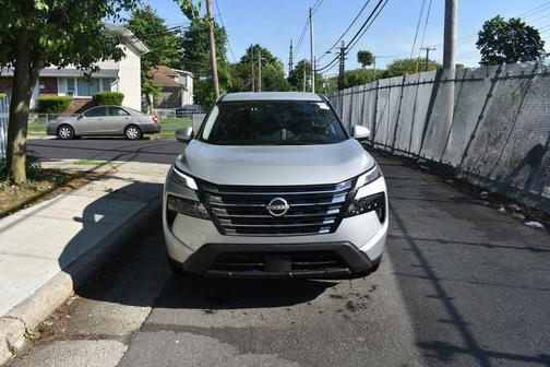 Brilliant Silver Metallic 2025 Nissan Rogue SV