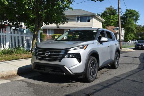 Brilliant Silver Metallic 2025 Nissan Rogue SV