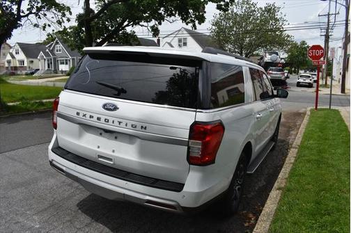 2023 Ford Expedition Max XLT