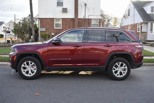 Velvet Red Pearlcoat 2025 Jeep Grand Cherokee Altitude
