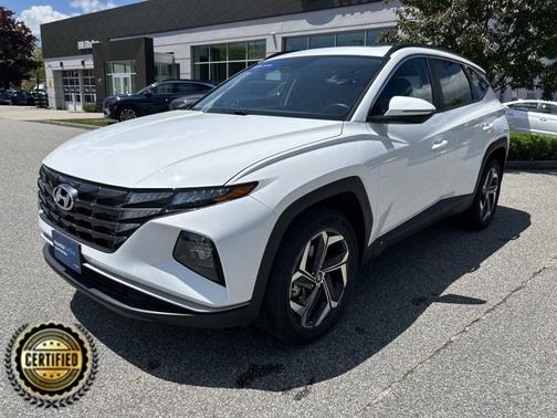 White 2023 Hyundai TUCSON SEL