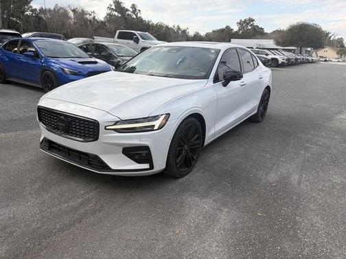 2024 Volvo S60 B5 Plus Black Edition